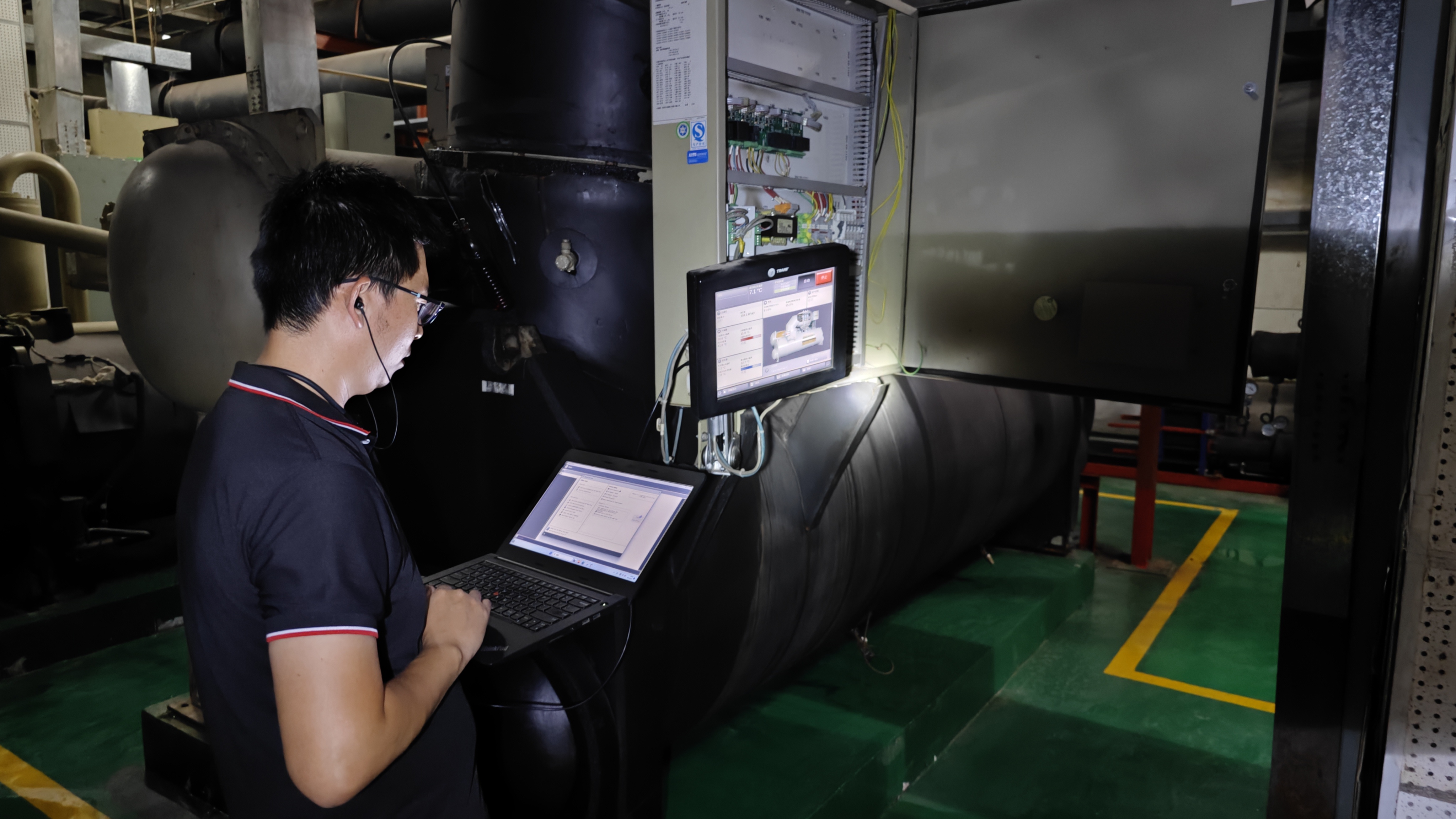 飛奕W系列【水機專用】智能控制器，賦能綜合能源管理，助力國家“雙碳”戰略！